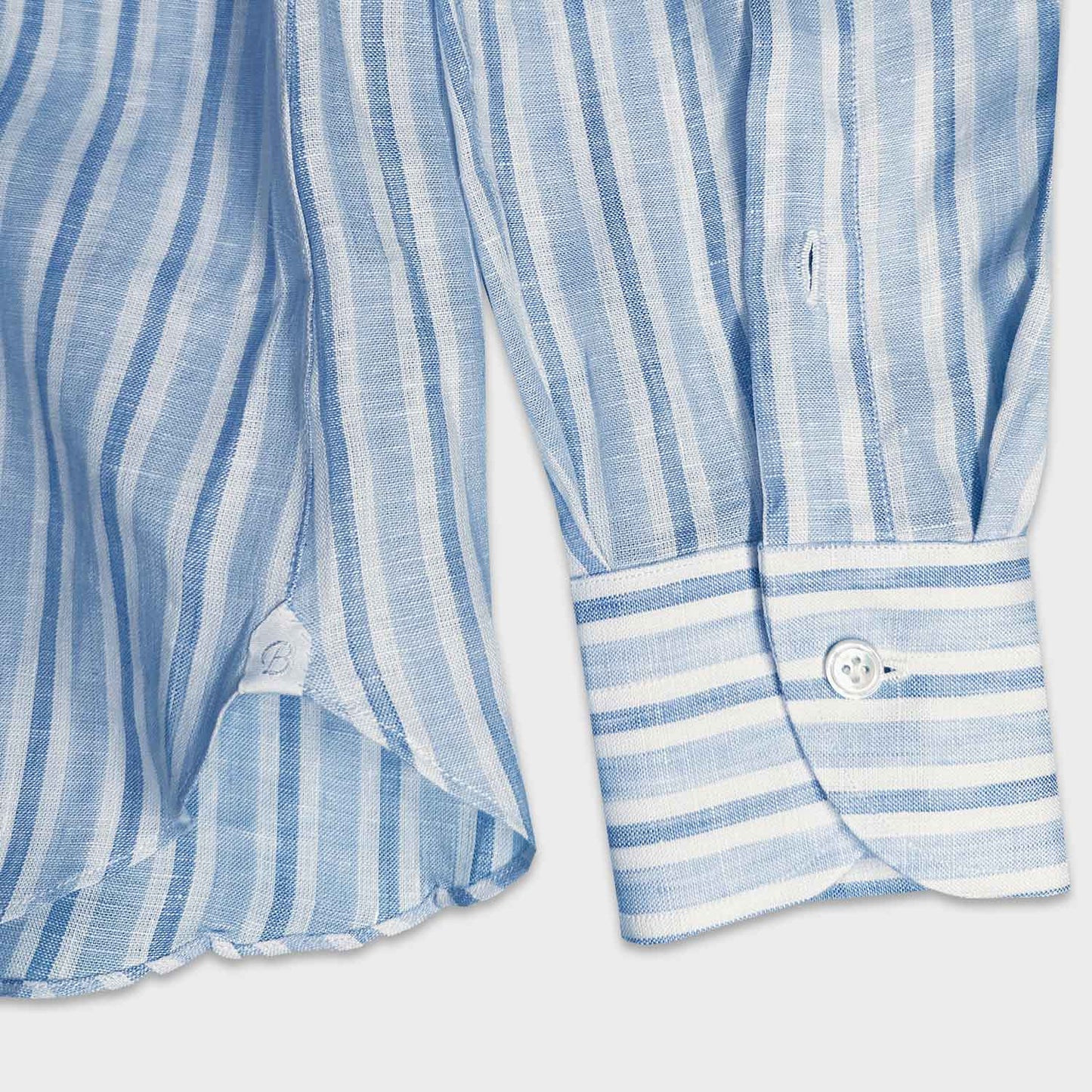 Men's striped linen shirt, made with soft linen fabric made in Italy, silky to the touch softer and of high quality, Borriello Napoli for Wools Boutique Uomo Genève