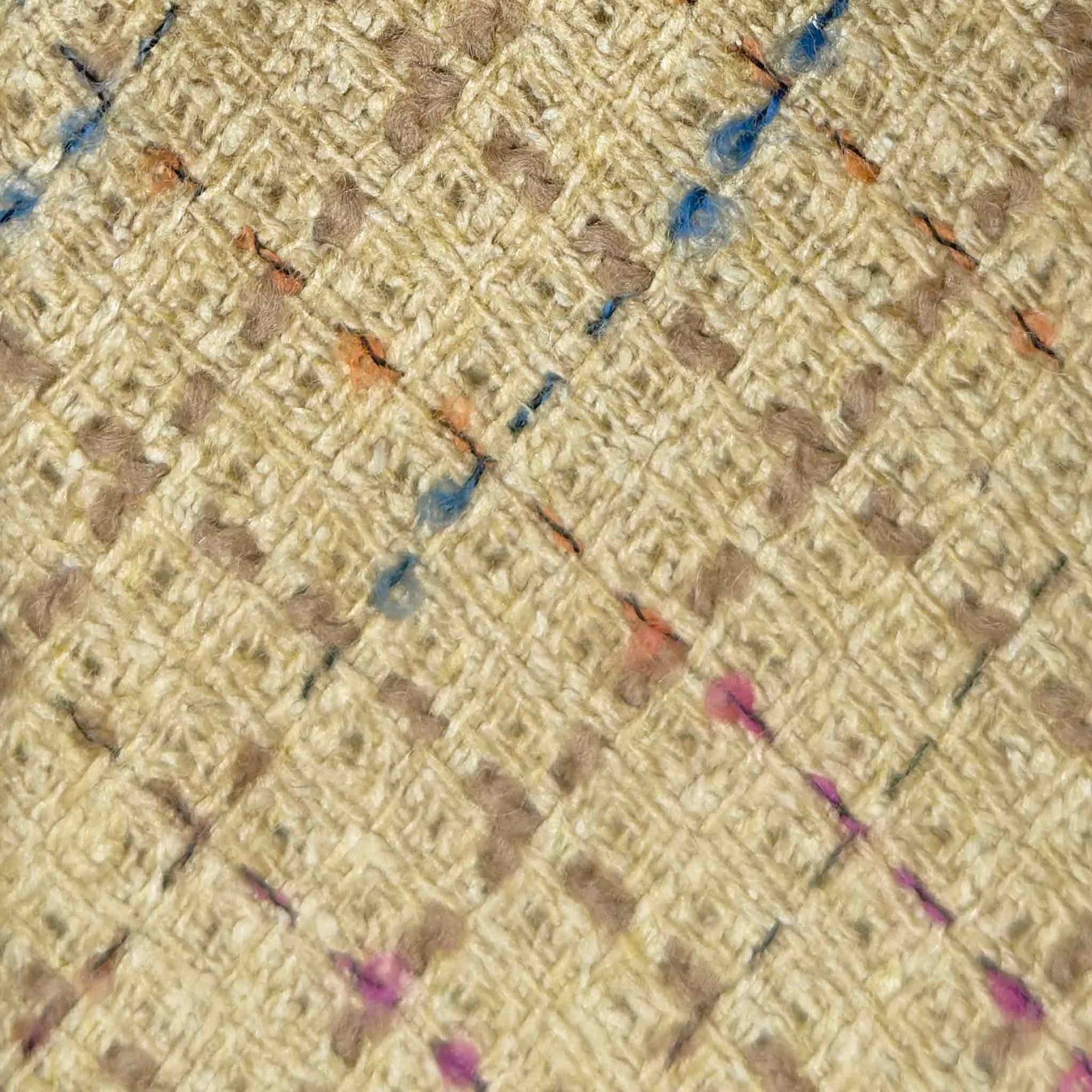 Refined woven fabric features a crisscross pattern for this wool ties available at men's ties store Geneva Wools Boutique Uomo, elegant and soft touch texture