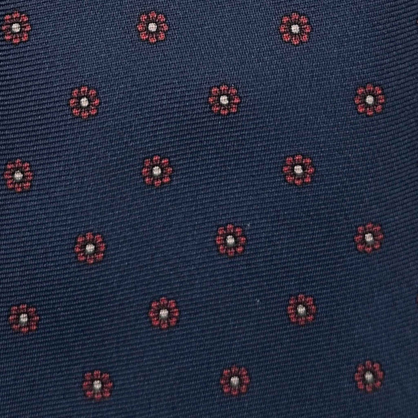 Madder Silk Tie 7 Fold Classic Red Micro Daisy uy Geneva