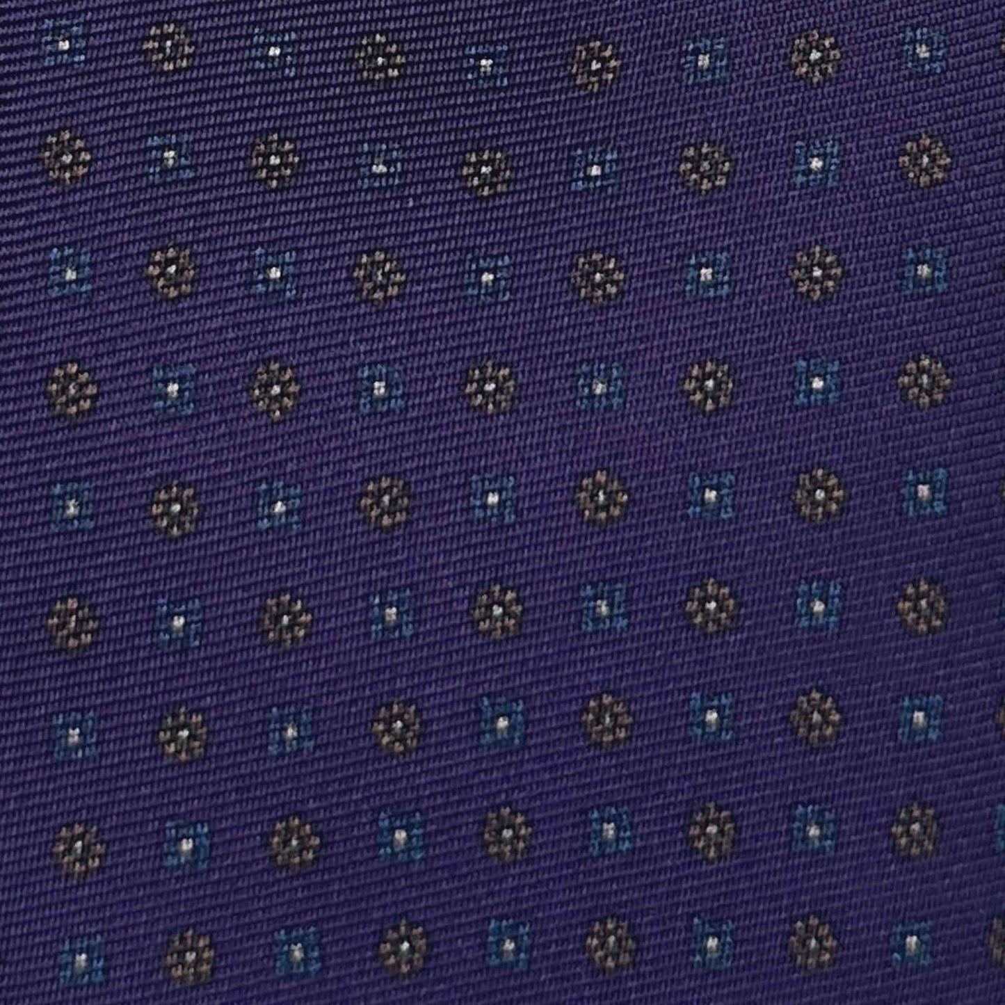 Violet Silk Tie 7 Folds Classic Micro Daisy