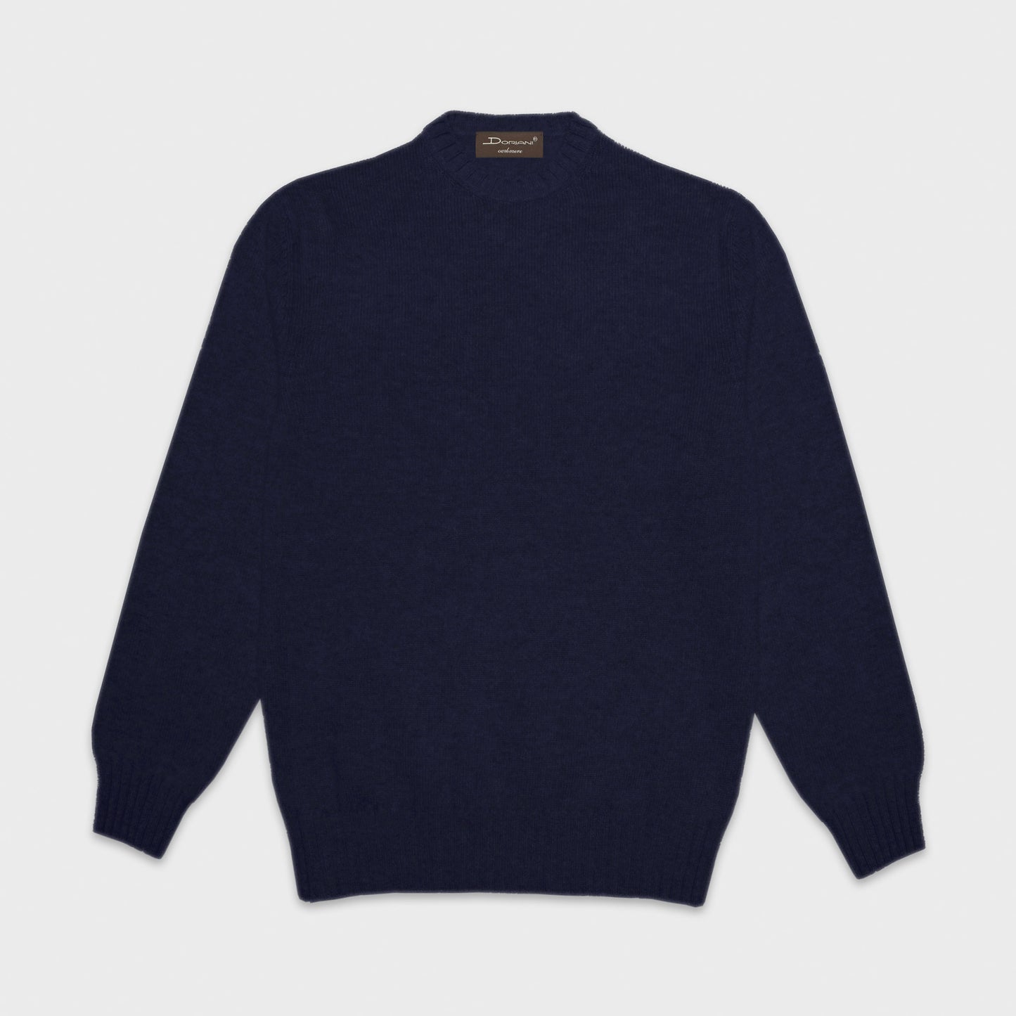 Navy Blue Crewneck Sweater Cashmere Doriani. Timeless crewneck cashmere sweater, ideal for wearing with many classic or sporty jackets. Made in Italy warm and soft to the touch cashmere sweater in Geneva.