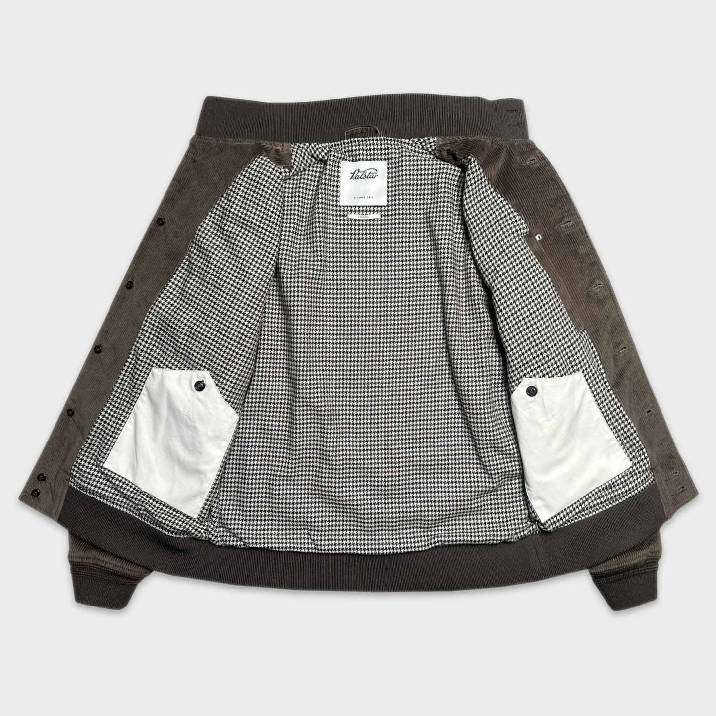 Corduroy Valstarino jacket, taupe soft brown color, padded and lined inside, Softness to the touch. Valstarino uomo velluto shop in Geneva