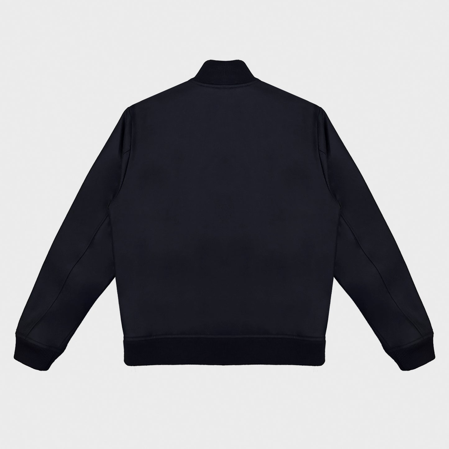 Valstar for Wools Boutique Uomo brand-to-retail collaboration to create an essential jacket with the design of the iconic Valstarino using a refined wool flannel fabric made by Taylor & Lodge UK. A classic bomber jacket ideal to wear almost all year round especially in the three seasons from autumn to spring.