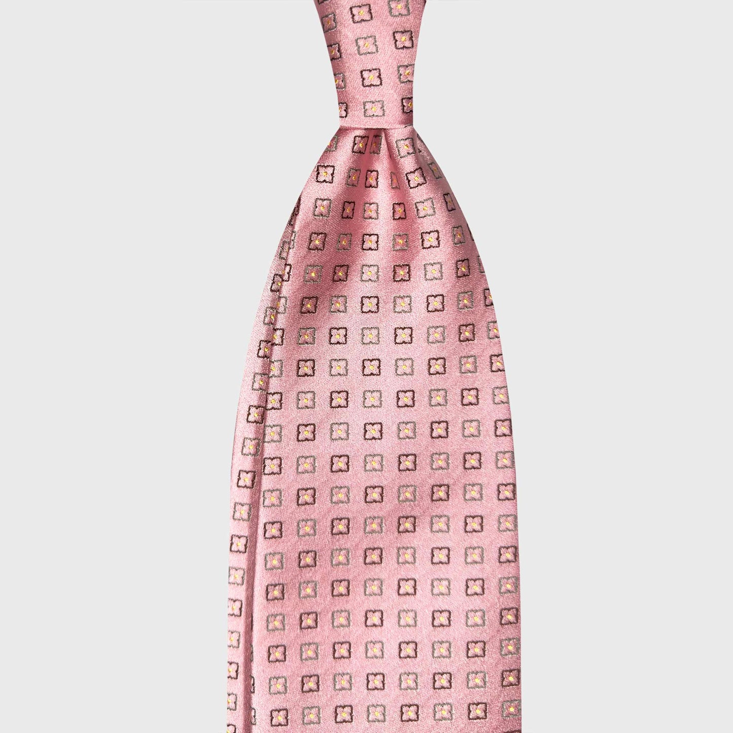 Wools Boutique Uomo Geneva antique pink silk tie micro diamond pattern.