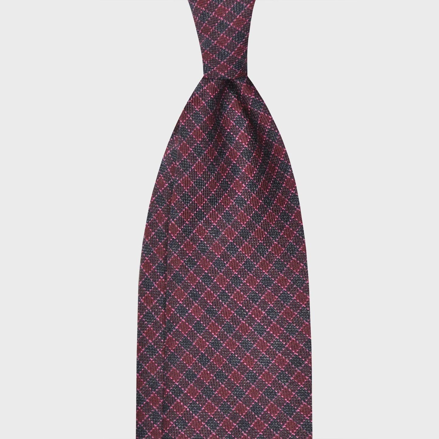 Burgundy Micro Checked Tie Holland&Sherry Wool. Refined checked burgundy tie made with the Hollande & Sherry worsted wool, unlined 3 folds, handmade tie F.Marino Napoli for Wools Boutique Uomo