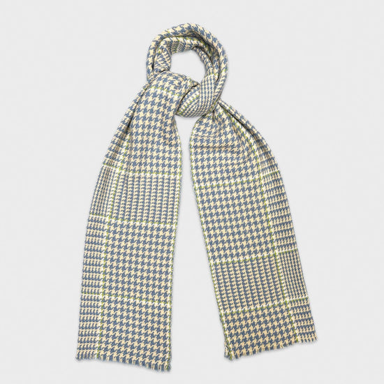 Wedgwood Blue Cashmere Scarf Prince of Wales 19 andrea's 47. Soft cashmere shawl. Timeless pattern Prince of Wales scarf, wedgwood blue, ivory white, lime green. Ideal as a unisex scarf or cashmere shrug, made in Italy by 19 Andrea's 47 for Wools Boutique Uomo