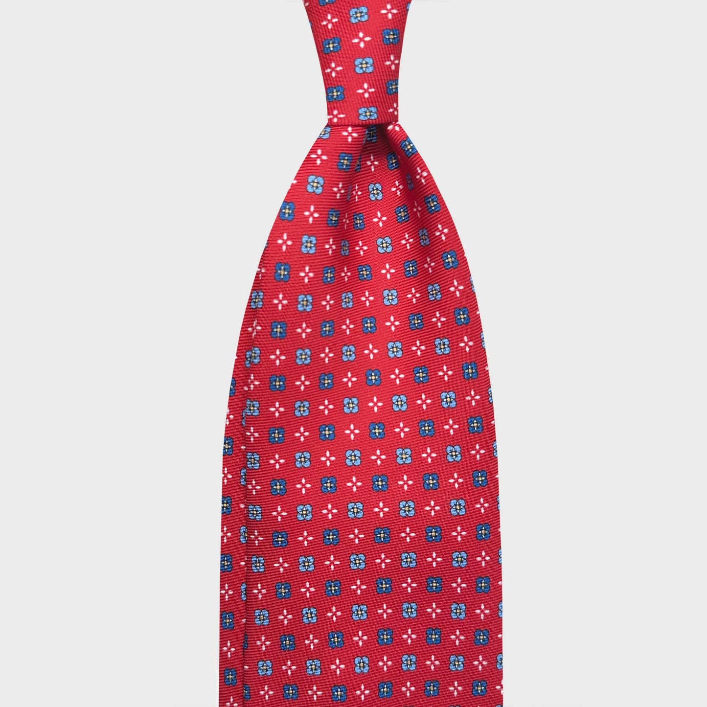 Carmine Red Silk Tie 7 Folds Classic Micro Diamonds. Formal carmine red silk tie with light blue and white micro diamonds pattern, madder seven folds silk ties F.Marino Napoli for Wools Boutique Uomo Genève