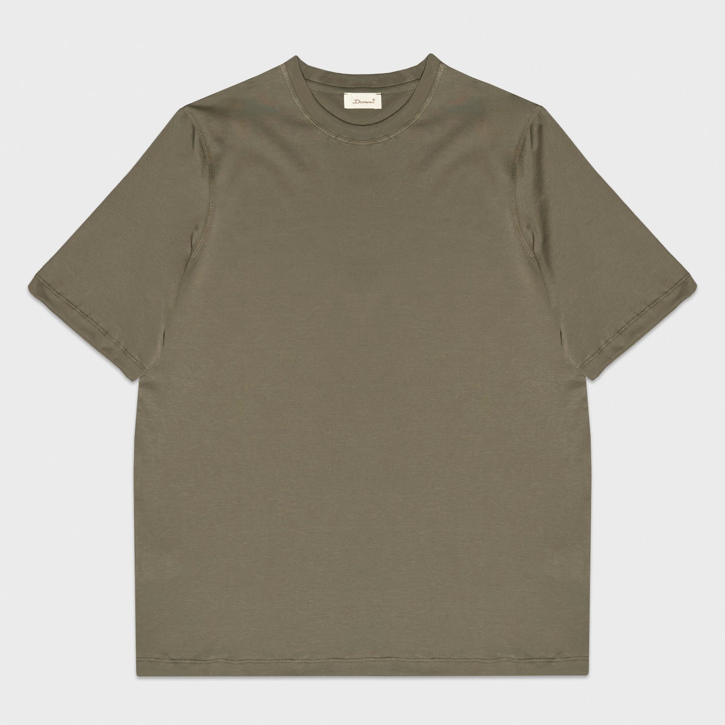 Doriani Mud Green Cotton Short Sleeve T-Shirt Made in Italy. Refined mud green cotton short sleeve T-shirt. Lightweight, soft and refined essential designed for relaxed tailoring and understated everyday elegance. Selected by Wools Boutique Uomo in Geneva for its balance of comfort, versatility and understated Italian refinement.