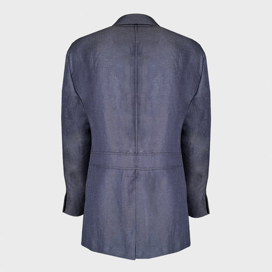 Timeless men's field jacket is a best solution for the man who wants a refined work sport jacket to wear every day over all outfit. Tailoring sport jacket by Caruso exclusively for Wools Boutique Uomo, made with wool and linen fabric ideal from spring to autumn season, soft to the touch and light.