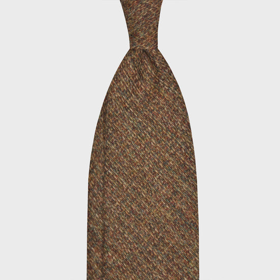 Copper Brown Tweed Necktie Classic Plain Color. Cool tweed tie, wool texture to the touch bristly feeling, unlined checked wool tie handmade in Italy by F.Marino Napoli exclusive for Wools Boutique Uomo, copper brown mélange solid color tie
