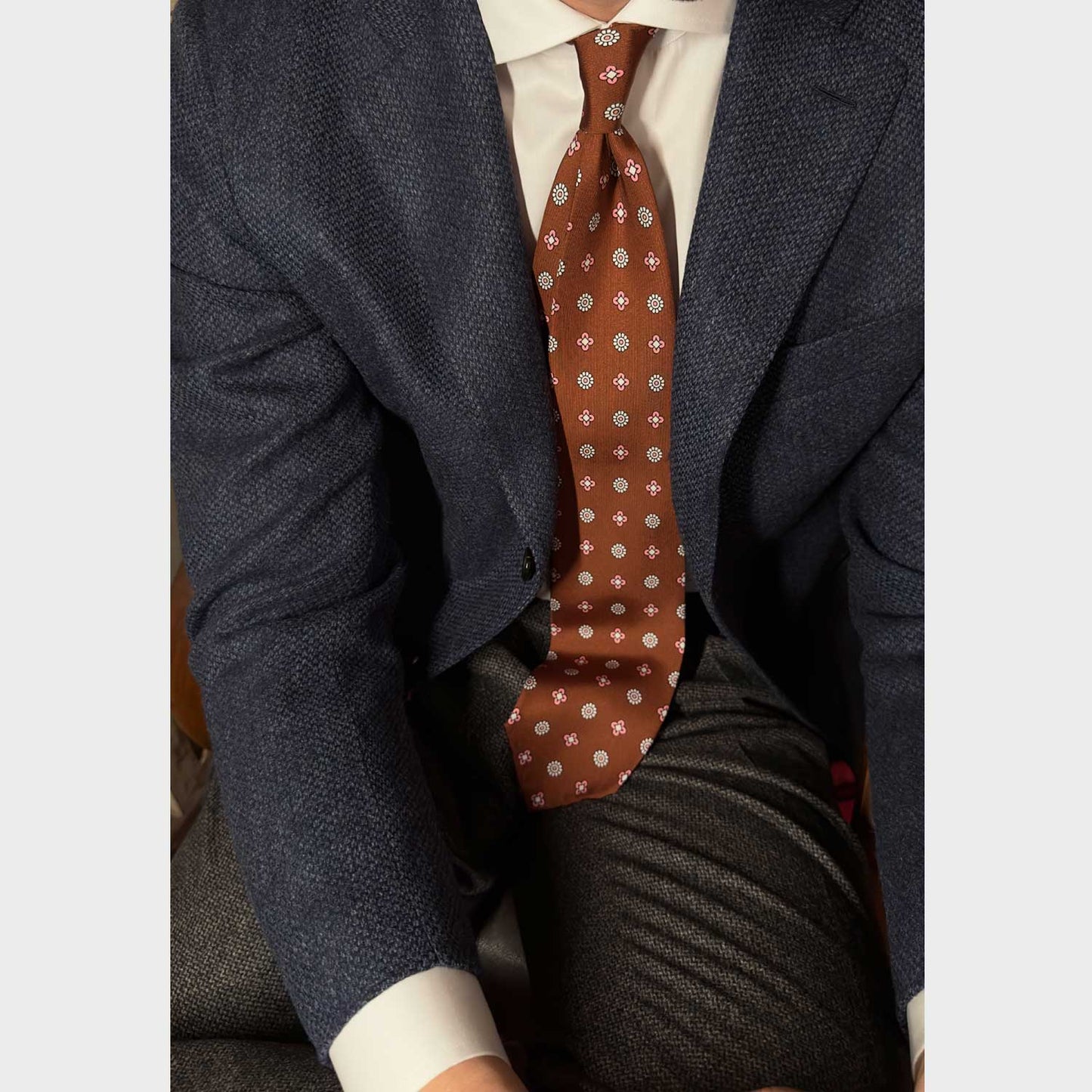 Cognac Brown Silk Tie Elegant Diamonds Pattern