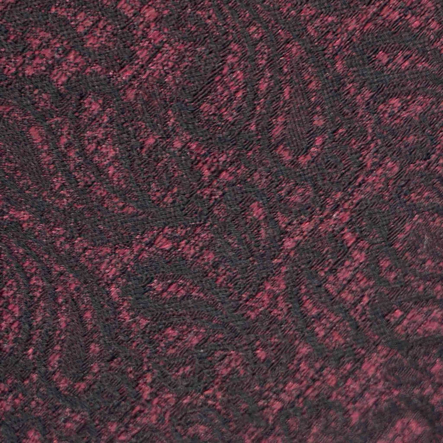 Paisley pattern silk tie in magenta and navy blue detail