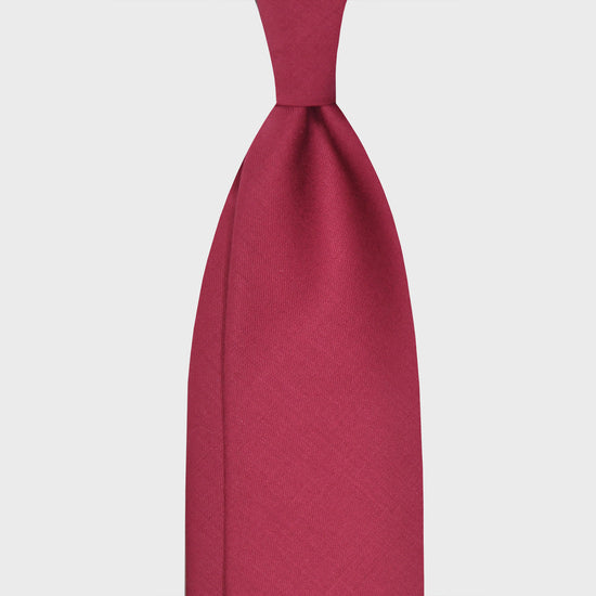 Pervinca Blue Plain Tie Holland&Sherry Wool. Plain wool tie made with the Hollande & Sherry worsted wool, unlined 3 folds, soft and silky to the touch, magenta red plain color, handmade tie F.Marino Napoli for Wools Boutique Uomo