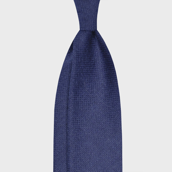 Cobalt Blue Twill Merino Wool Tie Unlined 3 Folds. Soft and classic twill merino wool tie, handmade f marino napoli for Wools Boutique Uomo, cobalt blue color, soft fabric to the touch, not bristly, ideal for a regular knot.