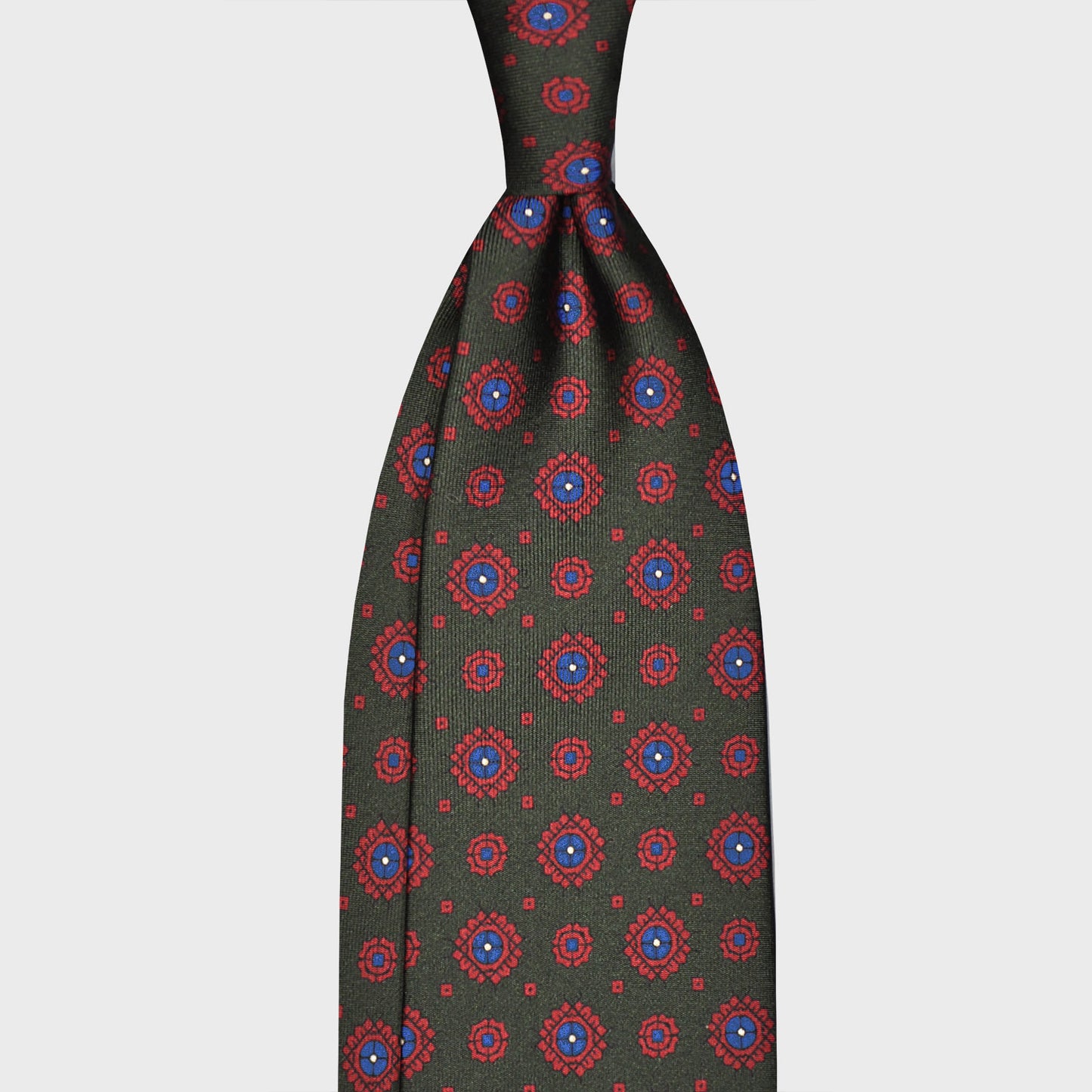 Load image into Gallery viewer, F.Marino Silk Tie 3 Folds Diamonds Army Green-Wools Boutique Uomo
