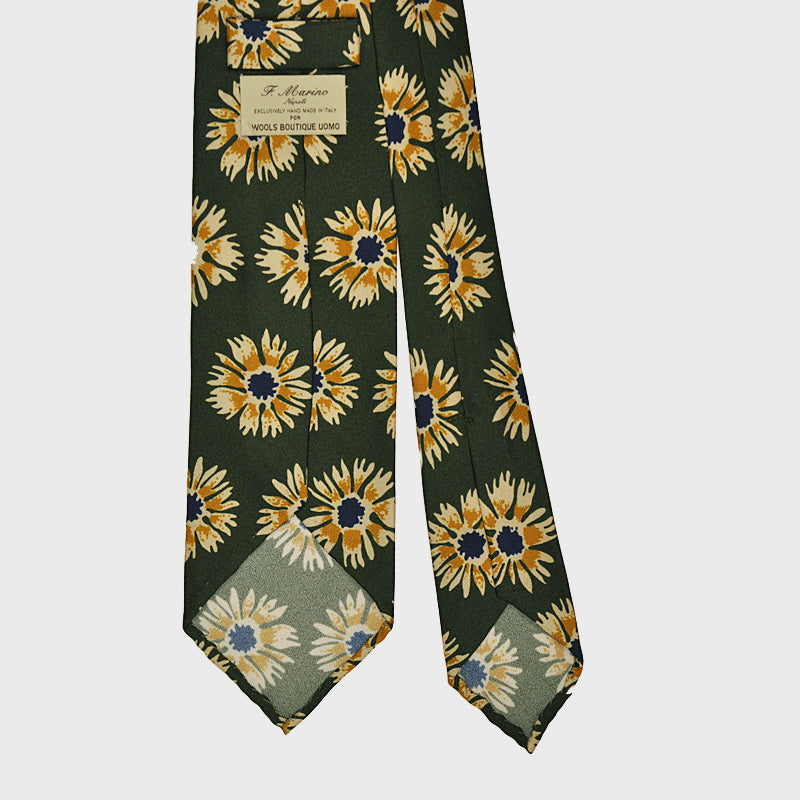 Load image into Gallery viewer, F.Marino Handmade Silk Tie 3-Fold Garden Carnations | Green-Wools Boutique Uomo
