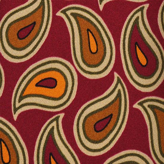 Load image into Gallery viewer, F.Marino Handmade Silk Tie 3-Fold Paisley | Magenta-Wools Boutique Uomo
